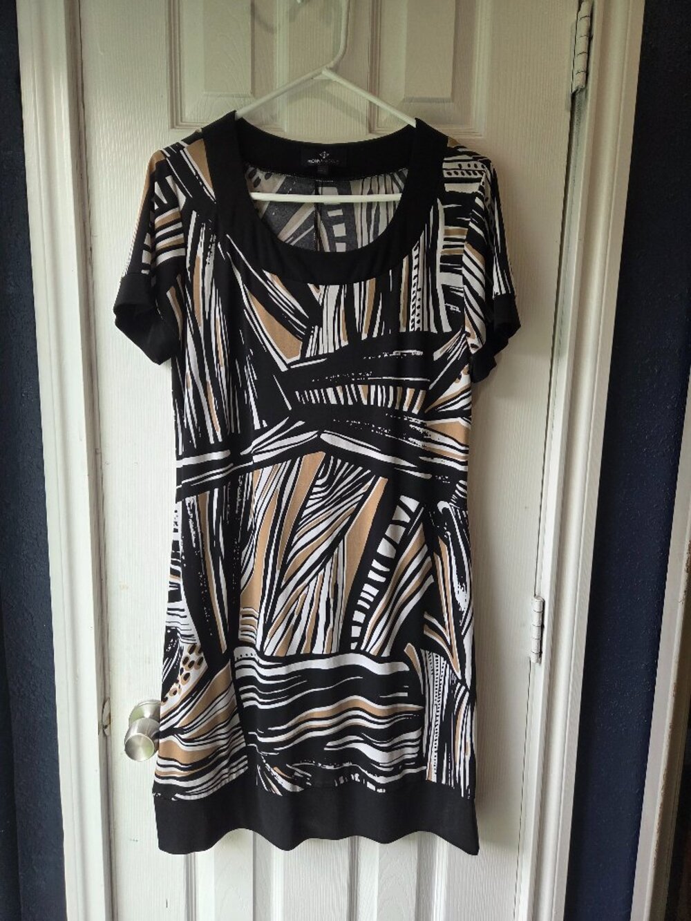 Ronni Nicole Short Dress Black Abstract Size 12 Crew Neck Short Sleeve